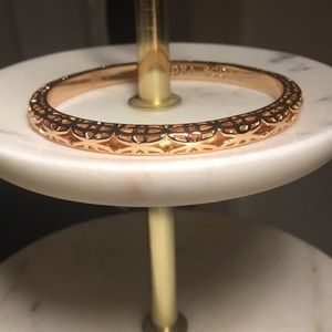 NWOT Kendra Scott Rose Gold Bangle